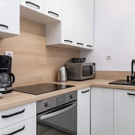 Kapitanski Mostek By Renters *