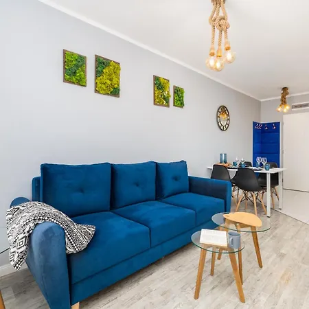 Kapitanski Mostek By Renters Kolobrzeg