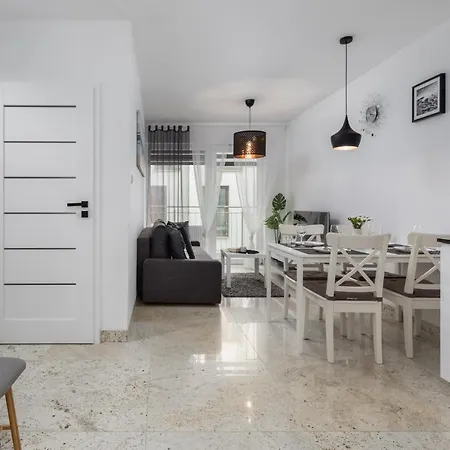 Kapitański Mostek By Renters